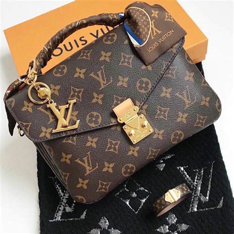 one handle fake louis vuitton bag|lv top handle bag.